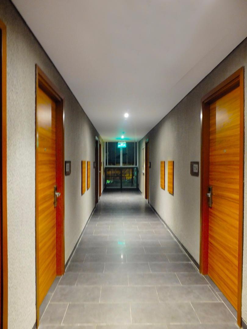 Maple Hotel Grogol Jakarta Extérieur photo
